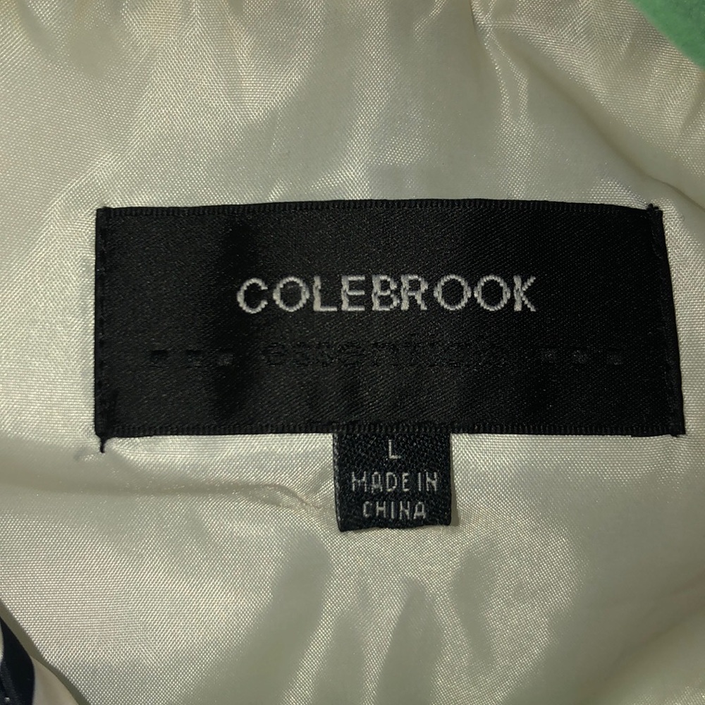 Vest - Picture 3 of 4